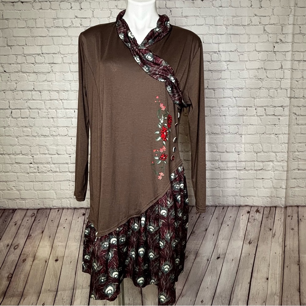 Nextmia Brown Dress Maroon and Blue Peacock Feather Pattern Size 22 NWT